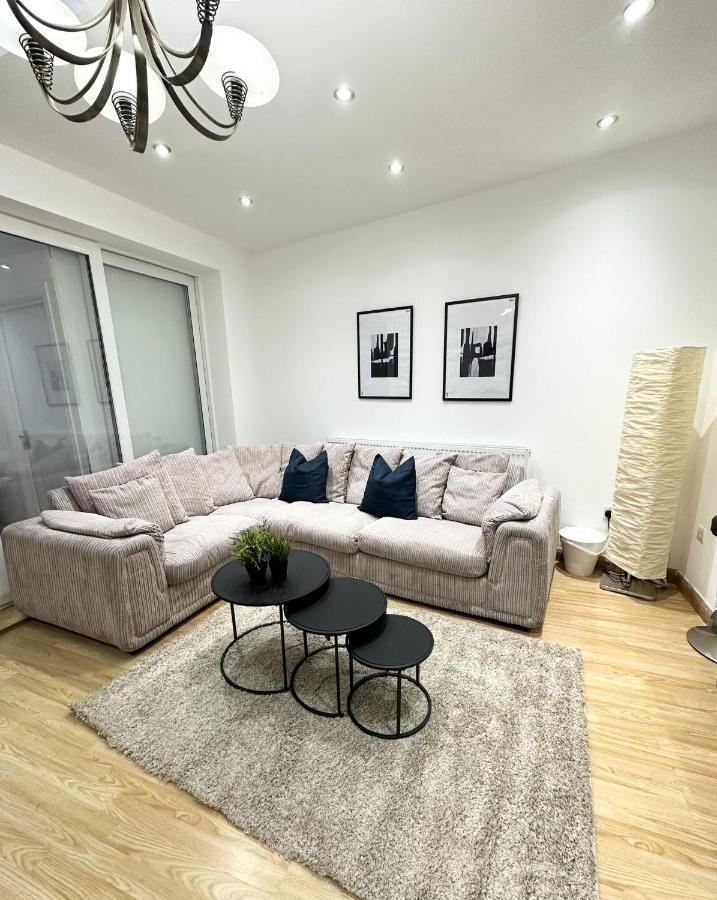 Vakantiehuis Modern In Spacious Londen